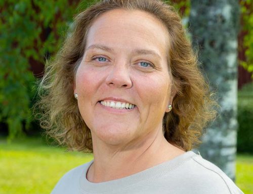 MOJA LADVELIN, LÄRARUTBILDARE OCH LEKTOR